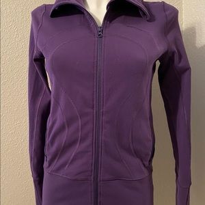 Size 6 Lululemon zip up!